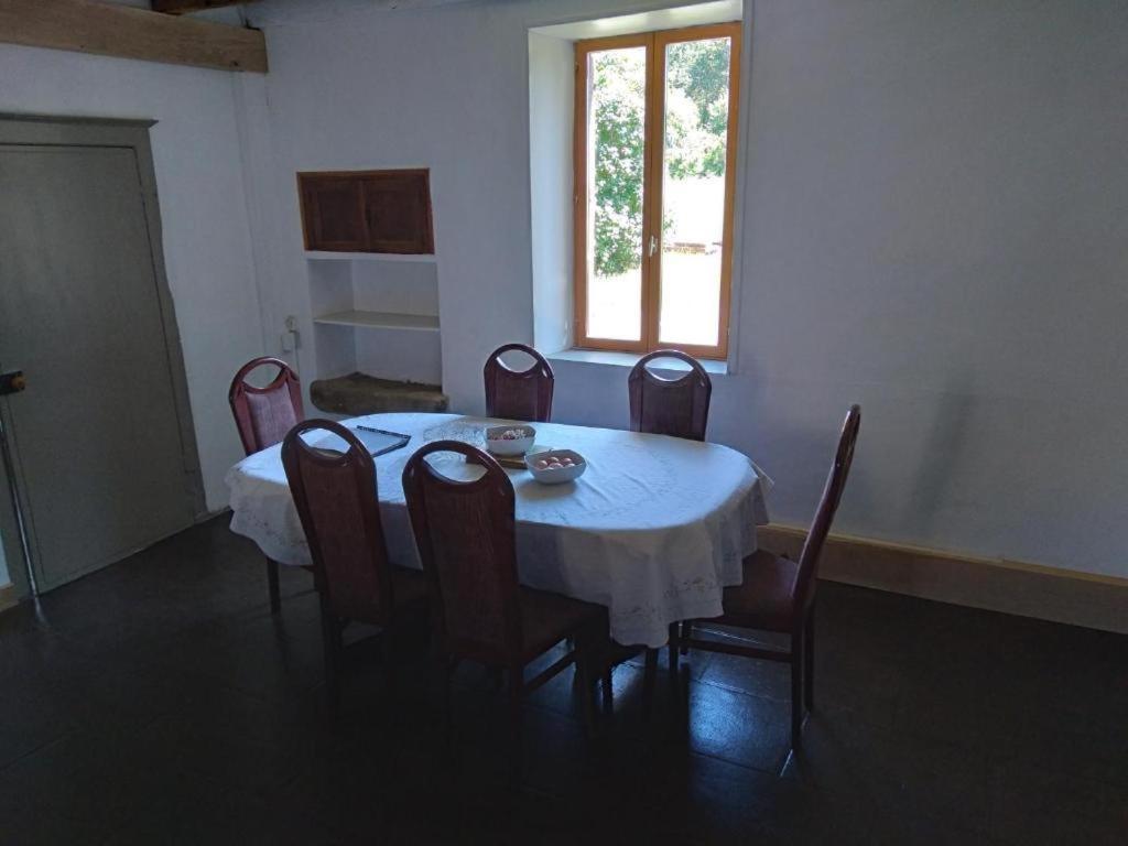 Chambre D'Hotes De Puy Faucher Arrenes Kültér fotó